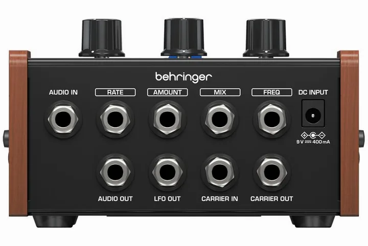 Behringer BM-12 Ring Modulator, mandos vistos desde arriba