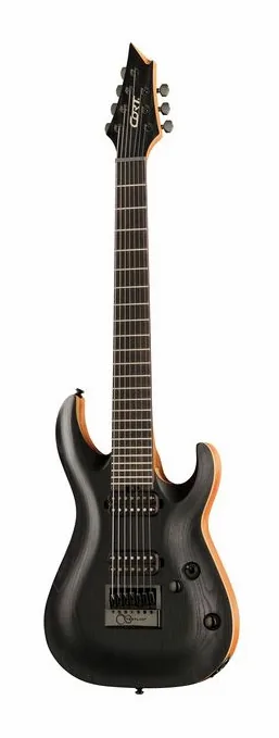 Cort KX707 Evertune Open Pore Black visto de frente