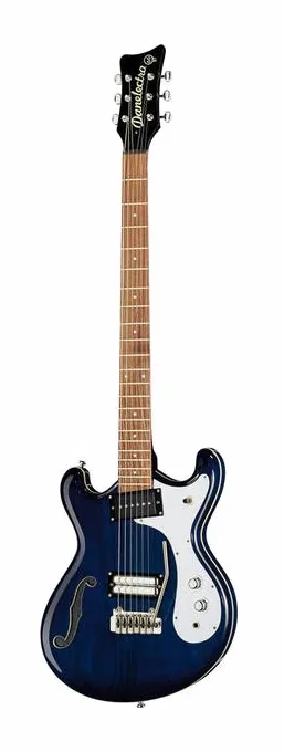 Danelectro 66BT Blue Burst encuadrado de frente sobre fondo neutro