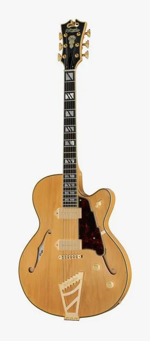 DAngelico Deluxe 59 Satin Honey en primer plano frontal