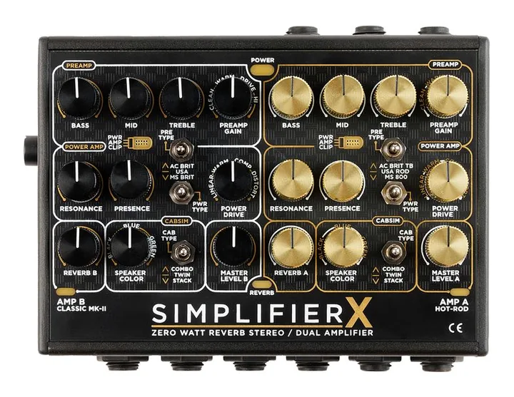DSM & Humboldt Simplifier X Amp/Cab Simulator encuadrado de frente sobre fondo neutro