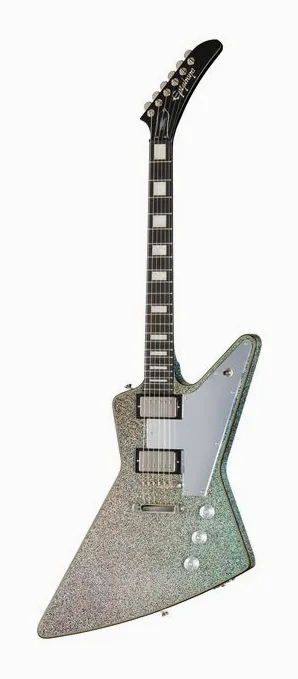 Epiphone Lzzy Hale Explorer Custom BDHS en primer plano frontal