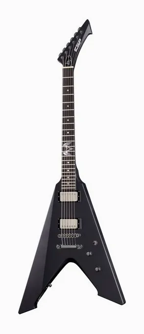ESP Vulture BKS Hetfield encuadrado de frente sobre fondo neutro