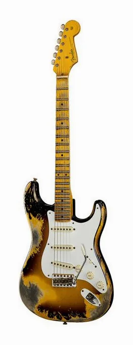 Fender 56 Strat Journeyman Relic 2CS fotografiado de frente
