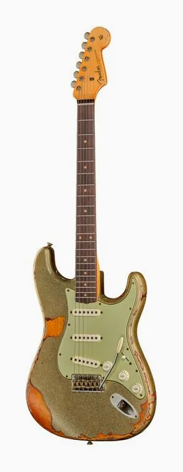 Fender 60 Strat HSS HR MBAH SADB encuadrado de frente sobre fondo neutro