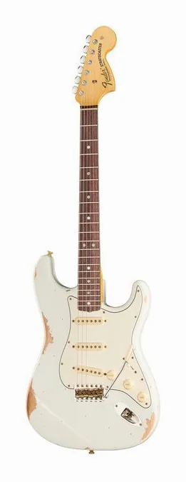 Fender 69 Strat OLW Relic fotografiado de frente