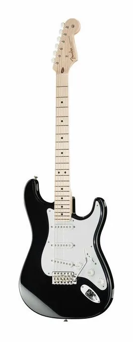 Fender Clapton Custom Shop BLK encuadrado de frente sobre fondo neutro