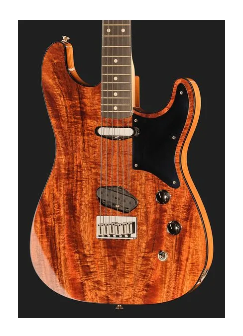Fender Custom Flame Koa Strat MBKM, cuerpo y acabado en primer plano