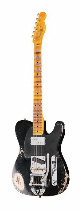 Fender LTD CuNife Tele HR Aged Black en primer plano frontal