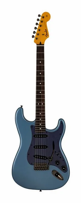 Fender MIJ Hybrid II Jazzmaster MIR encuadrado de frente sobre fondo neutro