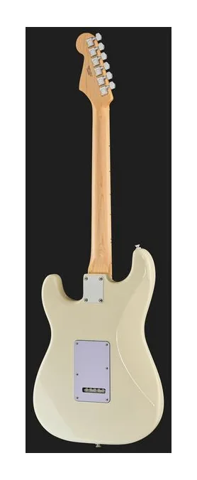 Fender Standard Strat LRL WPG 3TS, cuerpo y acabado en primer plano