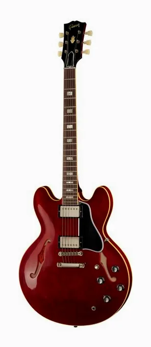 Gibson 1964 ES-335 Brunswick Haw Bl en primer plano frontal