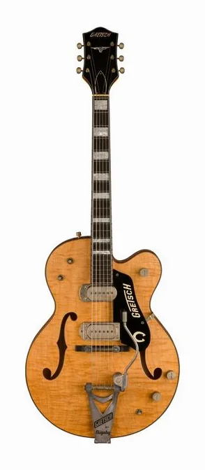 Gretsch G6120 59 Nash. LTD MB CH AN fotografiado de frente