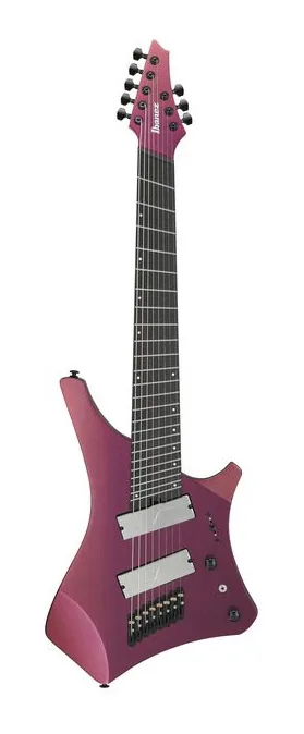 Ibanez A528-CMG encuadrado de frente sobre fondo neutro