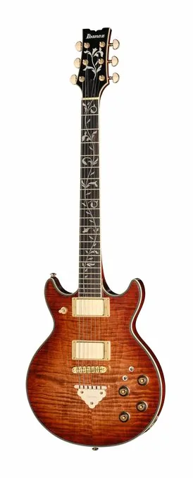 Ibanez AR625FMSP-CML fotografiado de frente