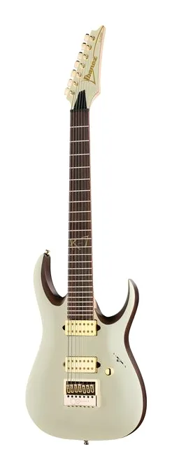 Ibanez K7YANG fotografiado de frente