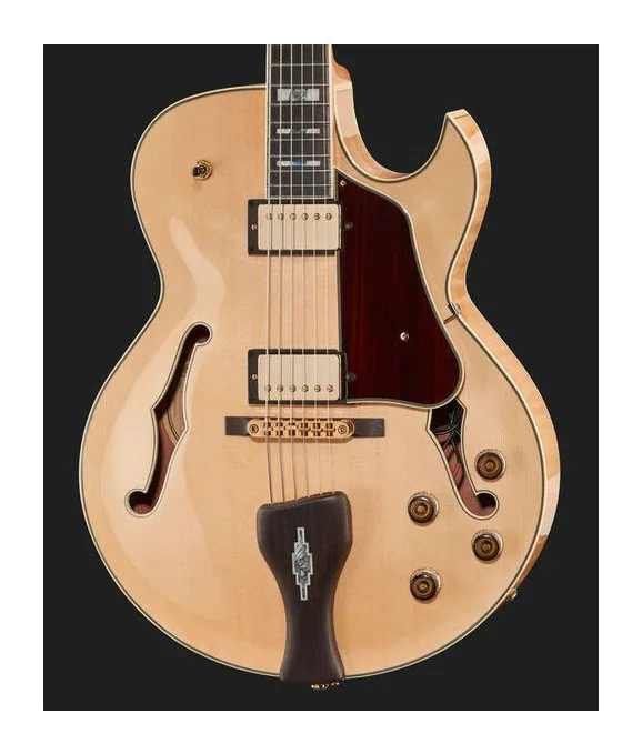 Ibanez LGB30-NT, cuerpo y acabado en primer plano