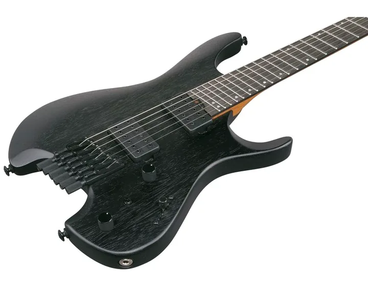 Ibanez QX52B-WK, selector de pastillas y jack de salida