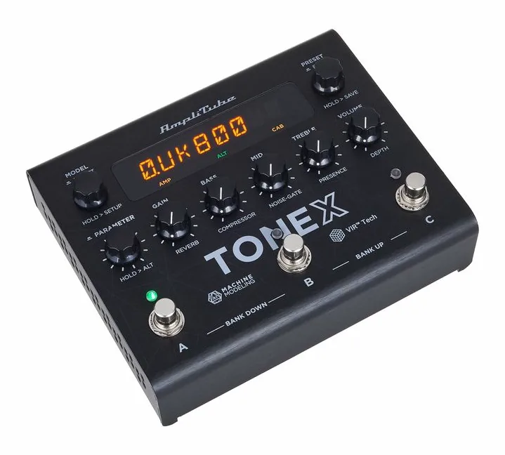 IK Multimedia ToneX Pedal, vista lateral del cabezal