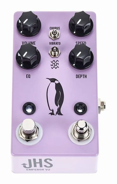 JHS Pedals Emperor V2, footswitch en primer plano
