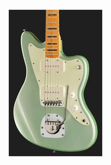 Larry Carlton J5 Sherwood Green Metallic, perfil lateral del cuerpo