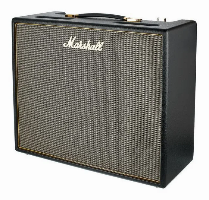Marshall Origin 50C Combo encuadrado de frente sobre fondo neutro