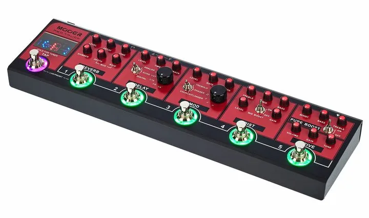 Mooer Red Truck en primer plano frontal