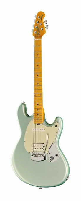 Music Man Stingray Dustin Kensrue DI fotografiado de frente