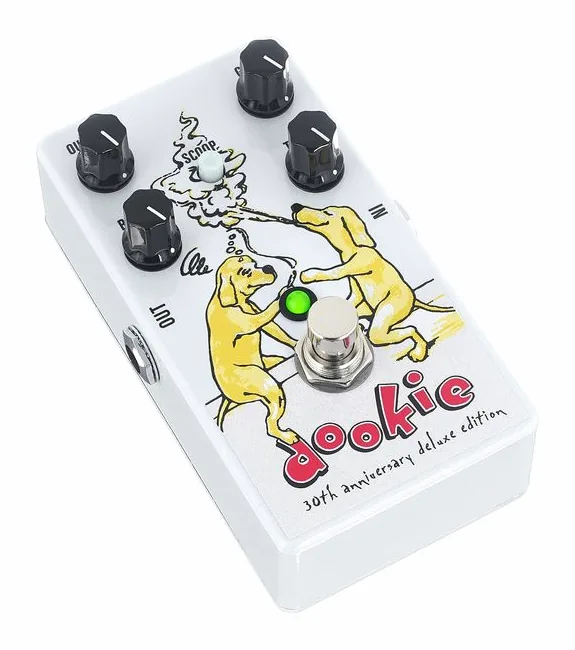 MXR Dookie Drive 30th Ann. LTD, conectores en la parte trasera de la unidad