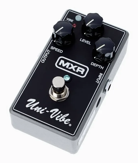 MXR M68 Uni-Vibe Chorus/Vibrato fotografiado de frente