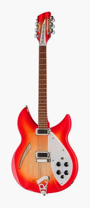 Rickenbacker 330/12 FG fotografiado de frente