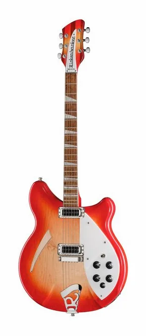 Rickenbacker 360 FG fotografiado de frente