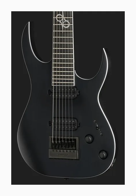 Solar Guitars S1.7C+, cuerpo y acabado en primer plano