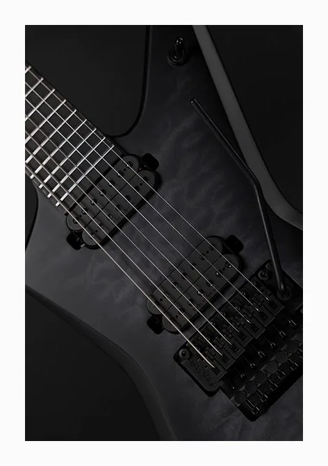 Solar Guitars X1.7FRQBB+, puente y clavijeros de afinación