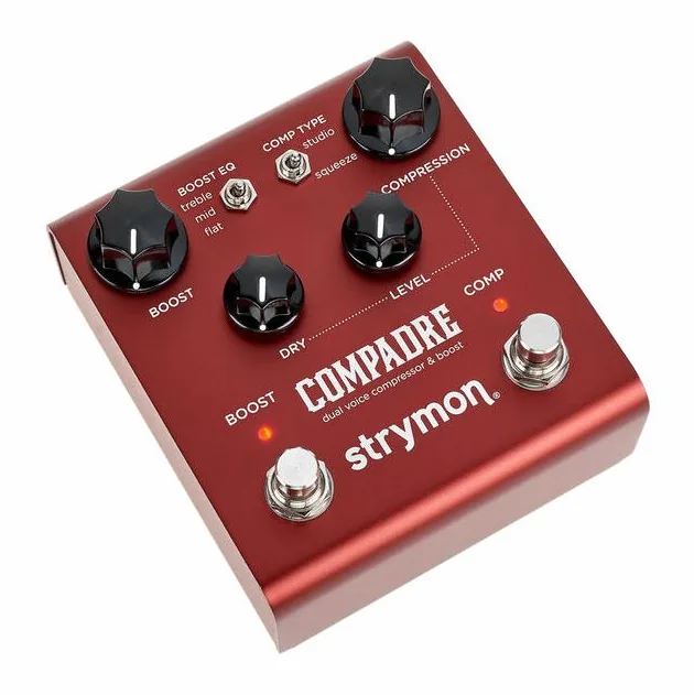 Strymon Compadre, footswitch en primer plano