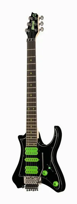 Traveler Guitar TR Vaibrant 88 DLX B fotografiado de frente