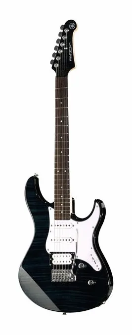 Yamaha Pacifica 212V FM TBS visto de frente