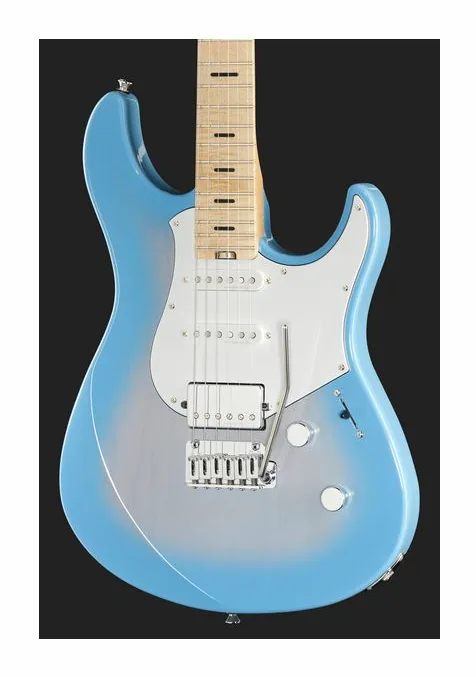 Yamaha Pacifica Professional BLB MF, puente y clavijeros de afinación