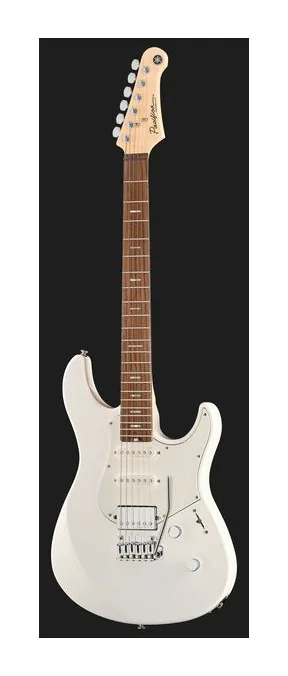 Yamaha Pacifica Std+ 12 Black MF, cuerpo y acabado en primer plano